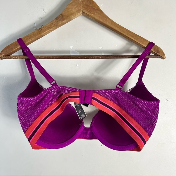 Victorias Secret Very Sexy Lightly Lined Plunge Bra Fuchsia Purple Lace 34DD - Picture 2 of 6